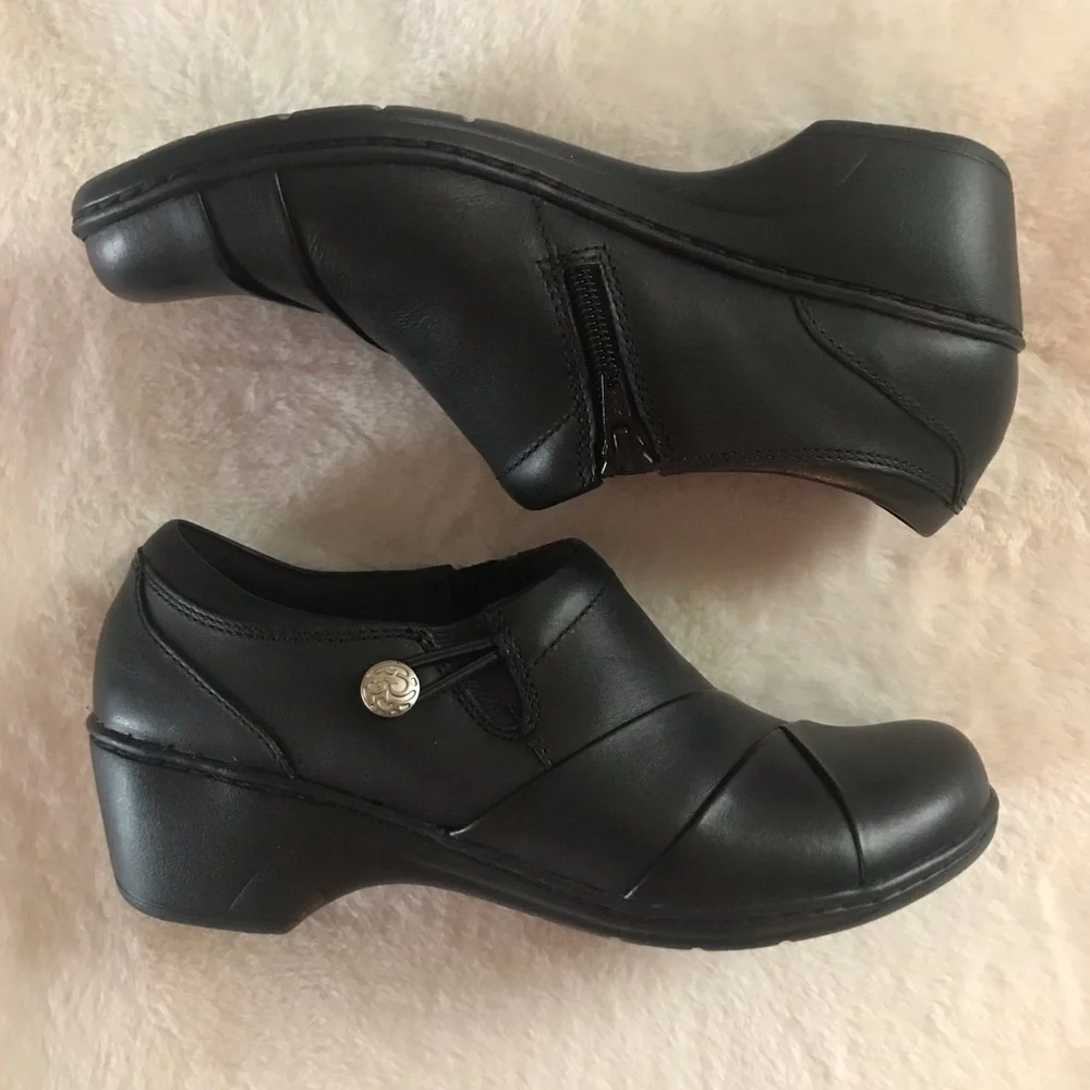 Clarks Channing Ann Black Leather Slip-On Shoe - Picture 1 of 16